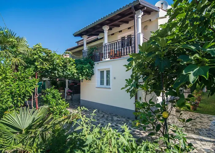 Apartament Marina *