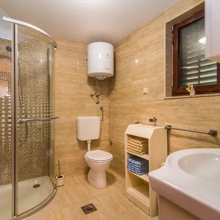 Apartman Marina *